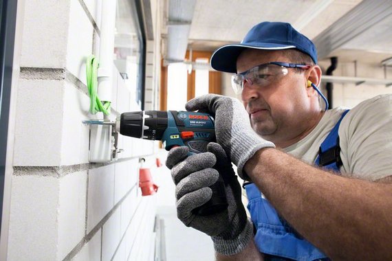 BOSCH GSB 12V-15 (2X2,0AH;AL 12V-20)+BAG