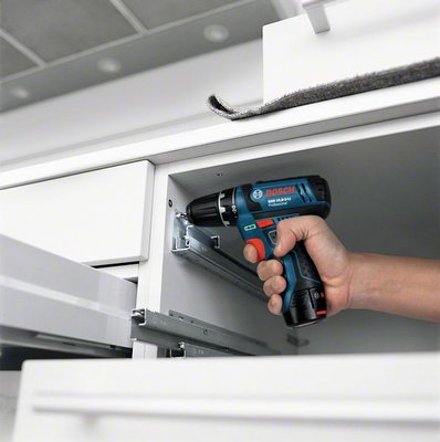 BOSCH GSB 12V-15 (2X2,0AH;AL 12V-20)+BAG